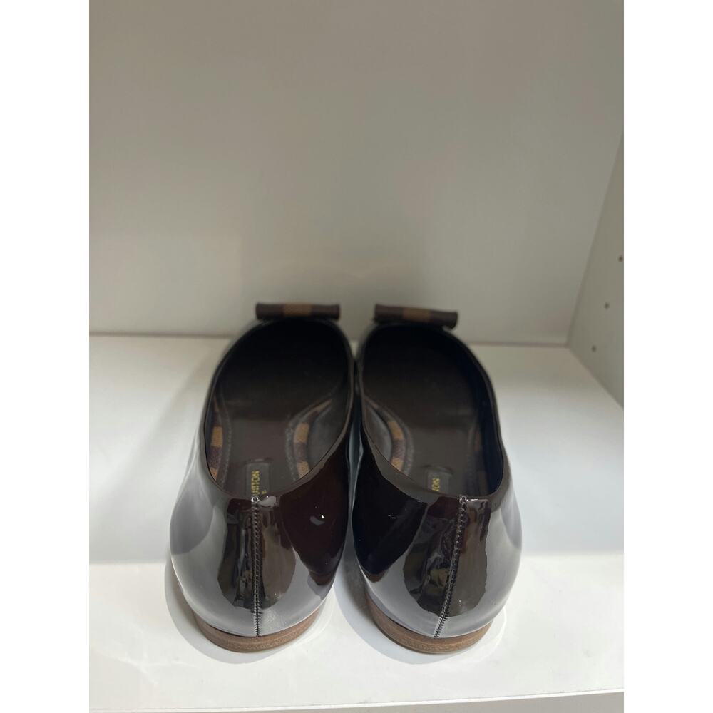Louis Vuitton Glossy Brown Flats with Gold Accent - Picture 3 of 3